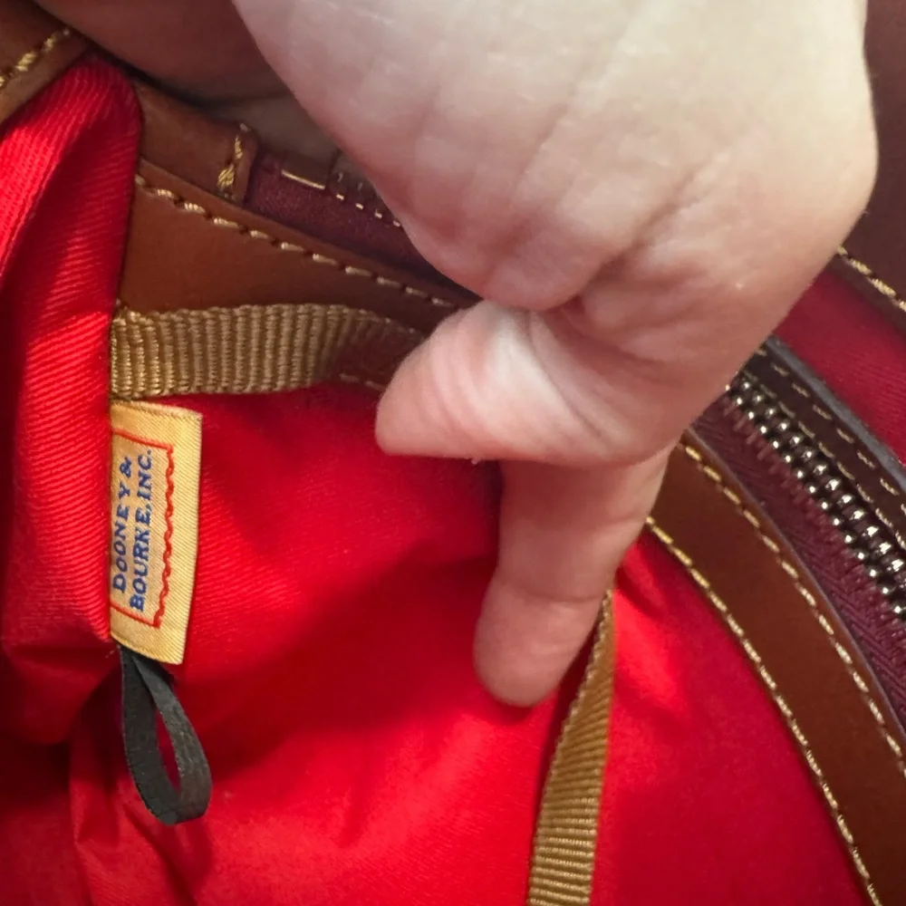 ✨ Dooney & Bourke Small Gretchen Tote in Natural/Tan ✨ - Picture 11 of 12